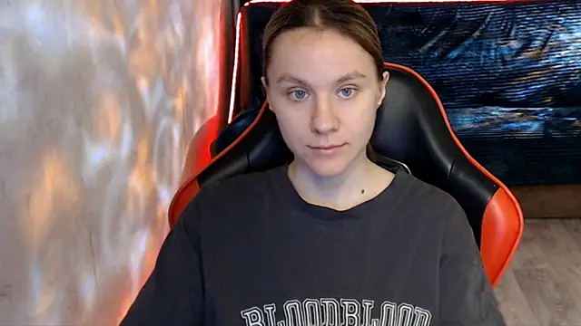 MiaBun1 online show from 2, 6, 2026