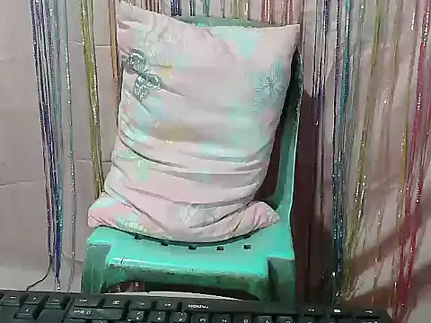 HotCreamyPussy4u online show from 16, 1, 2026