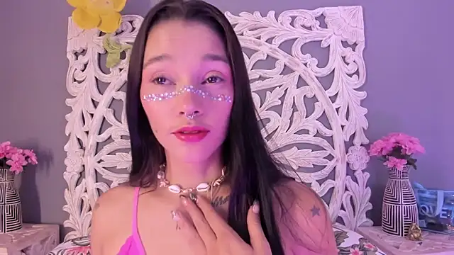 loraineblake online show from 19, 1, 2026