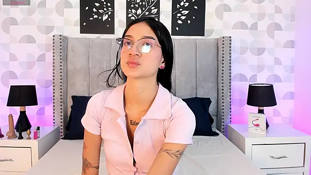 sara stonems online show from 18, 12, 2025