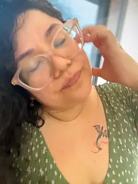 VanesssaMilf  online show from 22, 3, 2026