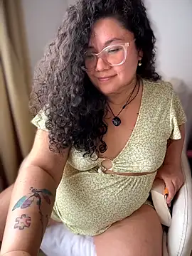 VanesssaMilf  online show from 25, 3, 2026