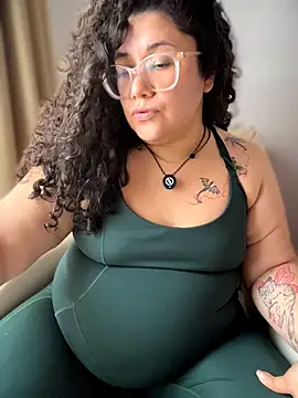 VanesssaMilf  online show from 10, 4, 2026