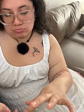 VanesssaMilf  online show from 20, 5, 2026