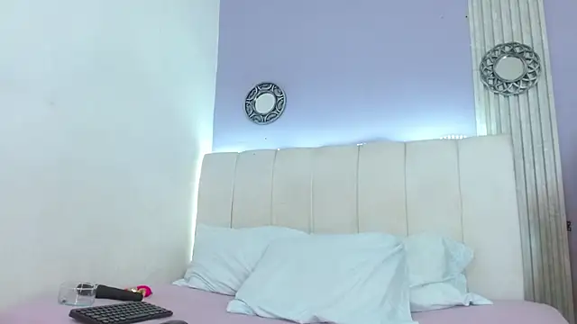 Snapshot of mia_collin_ chatting on 11, 1, 2026 mia collin online show from 11, 1, 2026