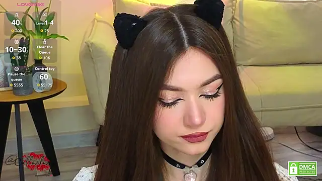 oliviaah  online show from 15, 4, 2026