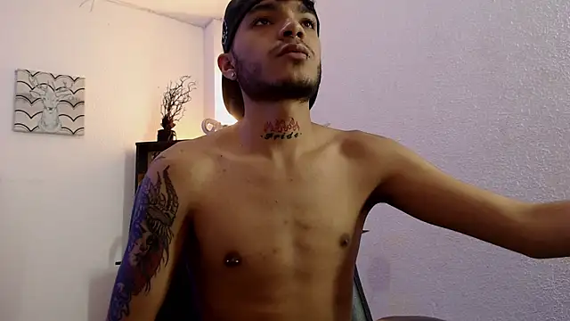 Snapshot of kingdani_hot chatting on 12, 2, 2026 kingdani hot online show from 12, 2, 2026