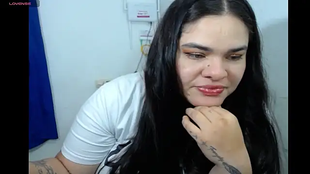 NinaFuentes2X online show from 22, 5, 2026