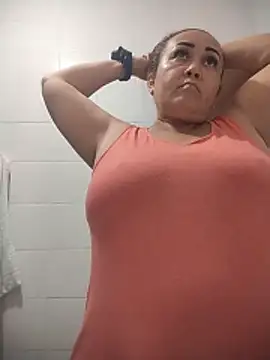 Nini Love  online show from 2, 4, 2026