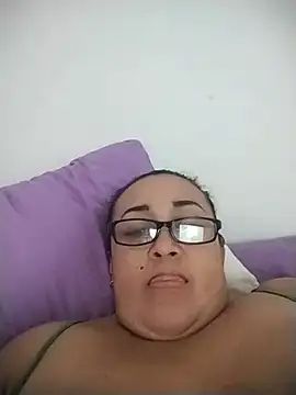 Snapshot of Nini_Love_ chatting on 8, 7, 2026 Nini Love online show from 8, 7, 2026