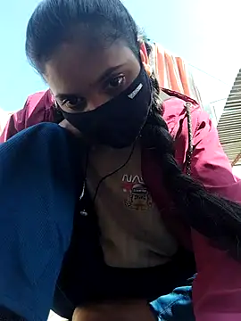 Snapshot of vivi_sexe chatting on 19, 12, 2025 vivi sexe online show from 19, 12, 2025