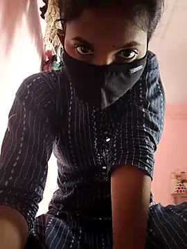 Snapshot of vivi_sexe chatting on 21, 12, 2025 vivi sexe online show from 21, 12, 2025