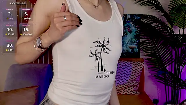 MaxinCarroll online show from 21, 4, 2026