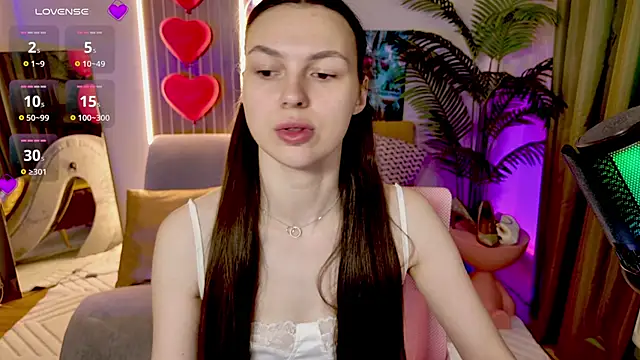 Snapshot of MaxinCarroll chatting on 5, 5, 2026 MaxinCarroll online show from 5, 5, 2026