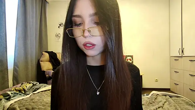 Qwami Amie online show from 22, 2, 2026