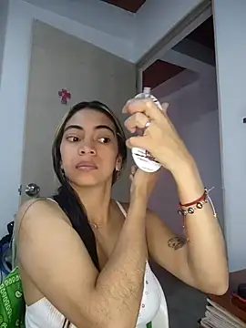 Evangeline Bonnet online show from 25, 3, 2026