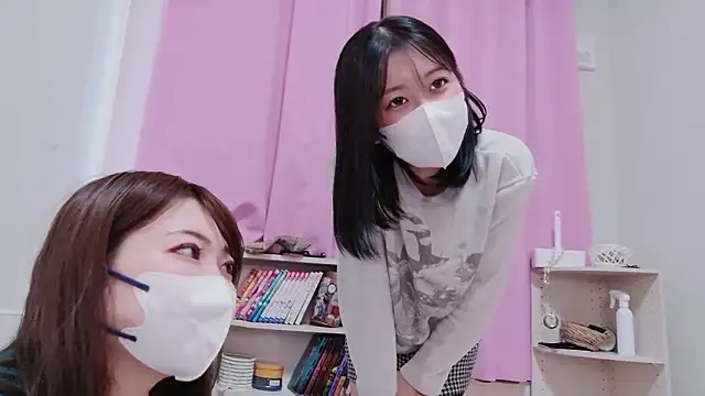 Snapshot of Ms-KARINA chatting on 4, 2, 2026 Ms-KARINA online show from 4, 2, 2026