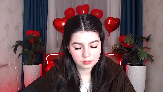 KisaModel online show from 13, 2, 2026