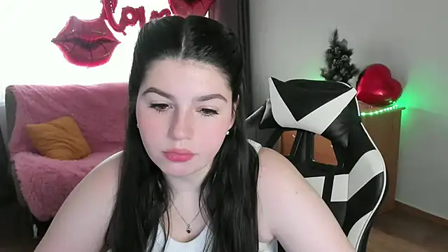 KisaModel online show from 2, 4, 2026