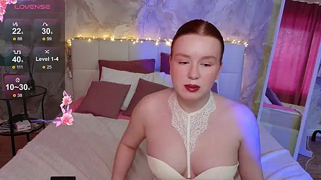 LucyHornyDollx online show from 14, 1, 2026