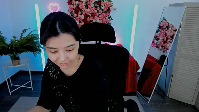 SirenMystiq online show from 22, 6, 2026