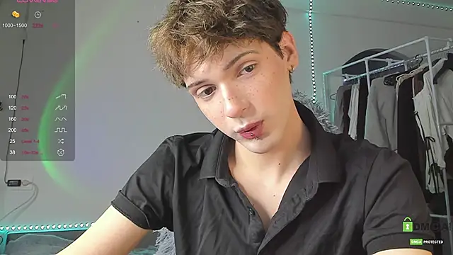 Snapshot of colestorm_ chatting on 5, 2, 2026 colestorm online show from 5, 2, 2026