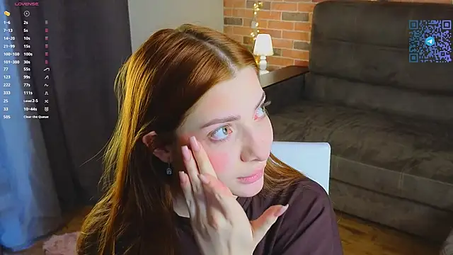 VelvetZephra online show from 14, 4, 2026