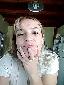 solenya25 online show from 9, 1, 2026