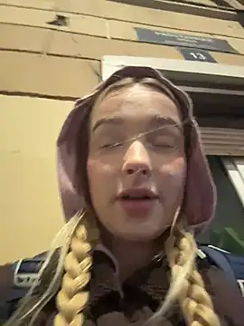 -teenytiny- online show from 5, 3, 2026