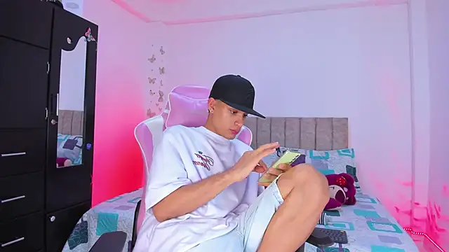 Michael Jordan zz online show from 20, 3, 2026