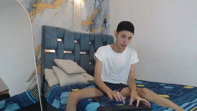 SWEET RABBIT1 online show from 10, 2, 2026