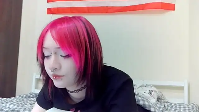 Snapshot of Shine_Luna chatting on 13, 2, 2026 Shine Luna online show from 13, 2, 2026