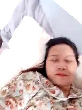 Snapshot of Cako-naka chatting on 22, 12, 2025 Cako-naka online show from 22, 12, 2025