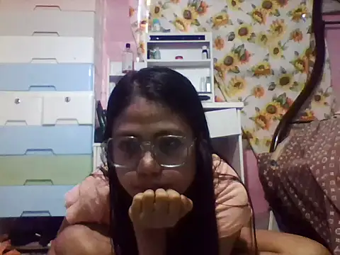 SexyApril online show from 21, 12, 2025