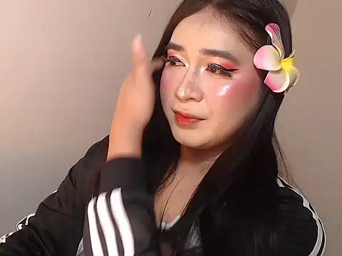 camelastarsairo online show from 12, 4, 2026