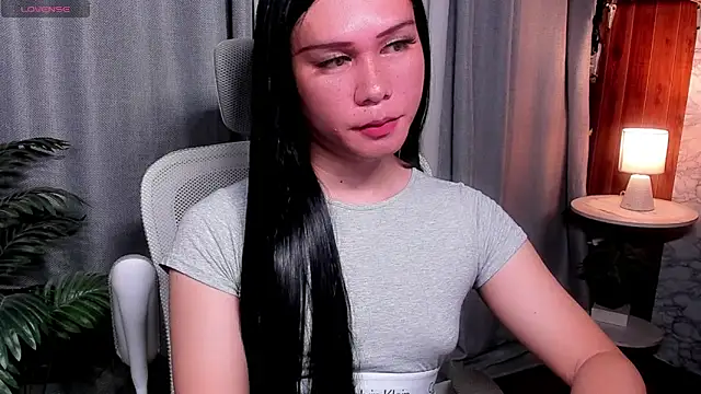 Snapshot of xSweet_Gigi chatting on 26, 4, 2026 xSweet Gigi online show from 26, 4, 2026