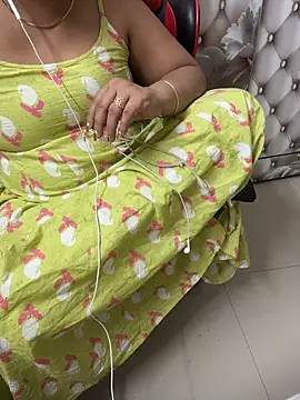 butterflyslay online show from 6, 4, 2026