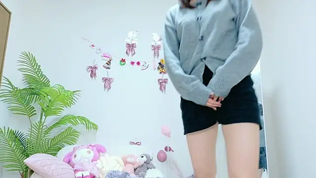 ayu-jpnk online show from 6, 4, 2026