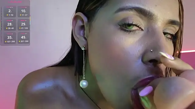 Snapshot of Cleohott778 chatting on 12, 2, 2026 Cleohott778 online show from 12, 2, 2026