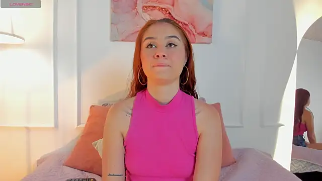 Amelia Saenz  online show from 27, 3, 2026