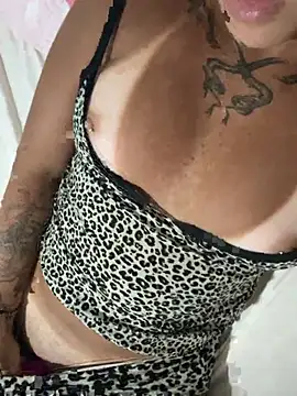 bellaXfuego online show from 17, 1, 2026