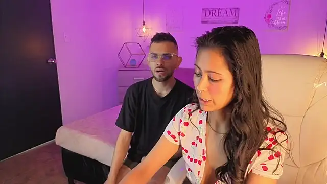 annie and ryan online show from 19, 12, 2025