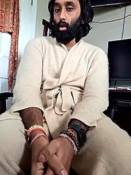 RoshiClouded online show from 5, 1, 2026