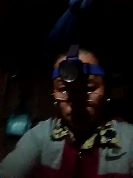 Snapshot of _CTMay_77 chatting on 17, 12, 2025 CTMay 77 online show from 17, 12, 2025