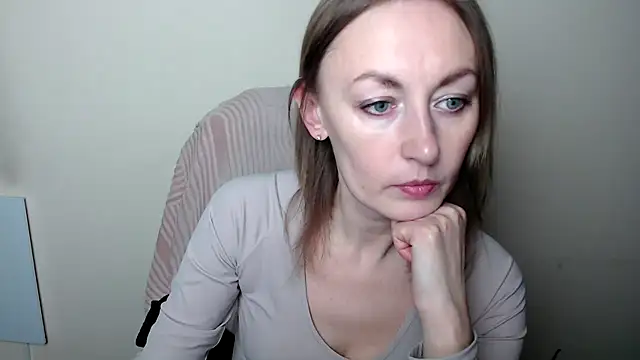 LiaSeass  online show from 28, 3, 2026