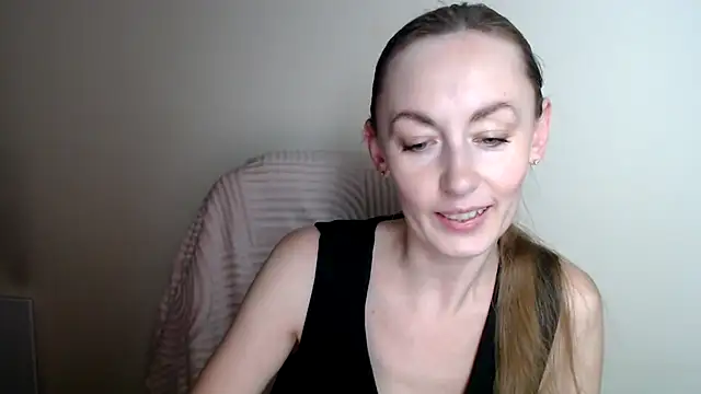 Snapshot of LiaSeass_ chatting on 24, 6, 2026 LiaSeass online show from 24, 6, 2026