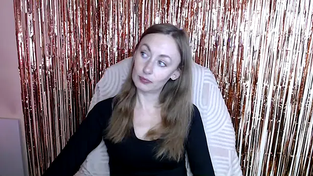 Snapshot of LiaSeass_ chatting on 11, 7, 2026 LiaSeass online show from 11, 7, 2026