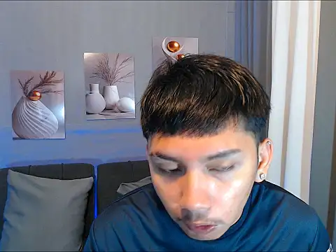 dylan hardfucker online show from 22, 3, 2026