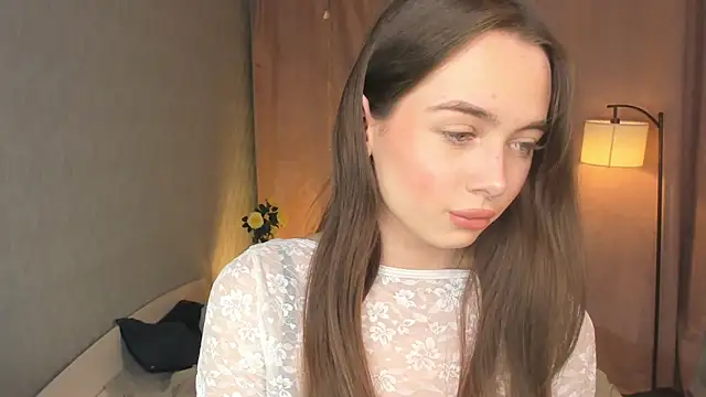 YvonneRobes online show from 3, 4, 2026