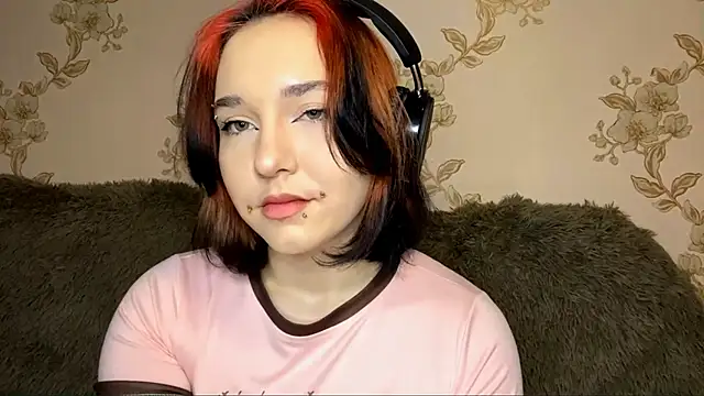 EmilyVeiro online show from 5, 2, 2026